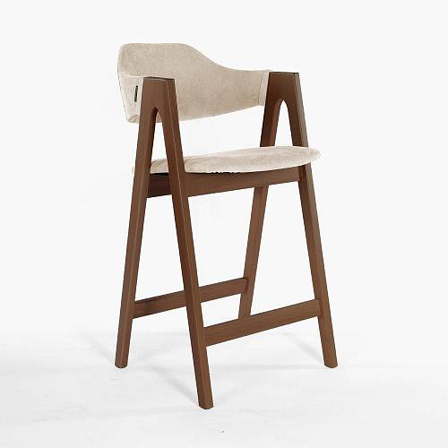 картинка Стул Белфаст полубарный кремовая ткань массив бука (орех масло) от производителя дизайнерской мебели Deephouse
