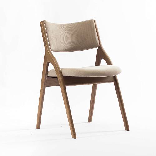 картинка Стул Кардифф бежевая ткань массив бука (орех) от производителя дизайнерской мебели Deephouse