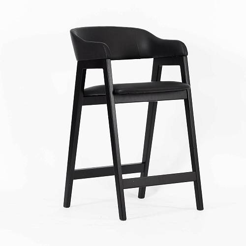 картинка Стул Челси полубарный черная экокожа массив бука (черный) высота подлокотников 83,5 см от производителя дизайнерской мебели Deephouse