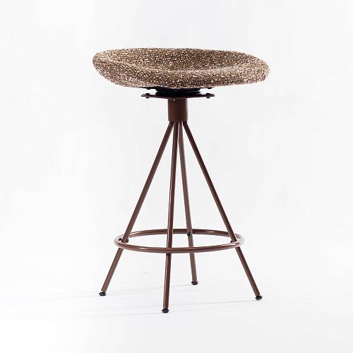 картинка Стул Кобе полубарный вращающийся коричневая ткань ножки металл (коричневый) от производителя дизайнерской мебели Deephouse