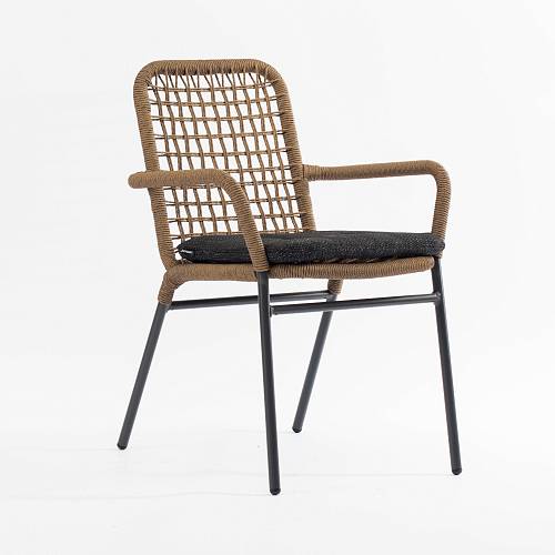 картинка Стул Аруба плетеный светло-коричневый подушка темно-серая ножки металл темно-серый от производителя дизайнерской мебели Deephouse