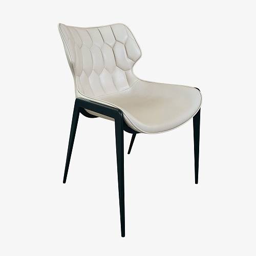 картинка Стул Найроби светло-бежевая экокожа ножки черные от производителя дизайнерской мебели Deephouse