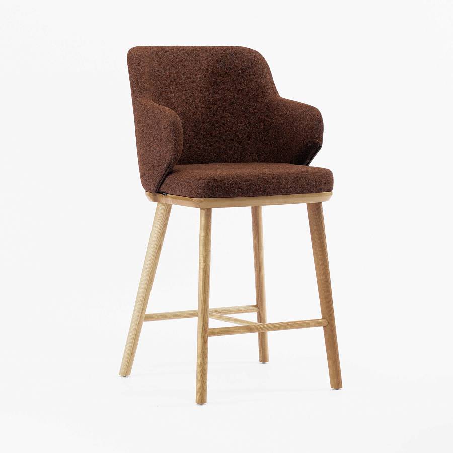 картинка Стул Трентино полубарный с подлокотниками без выреза ткань цвет охра ясень тон натуральный (лак/матовый) от производителя дизайнерской мебели Deephouse