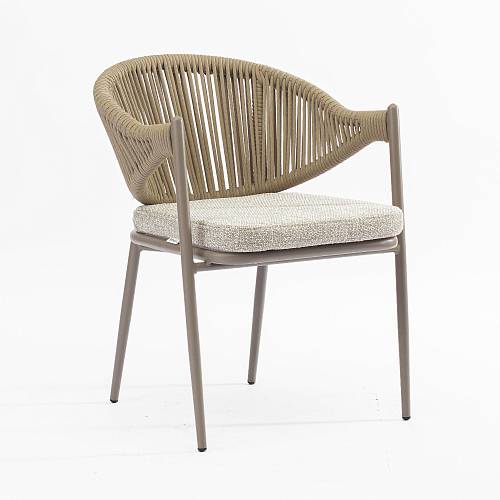 картинка Стул Риччоне плетеный бежевый подушка бежевая ткань букле ножки металл бежевый от производителя дизайнерской мебели Deephouse