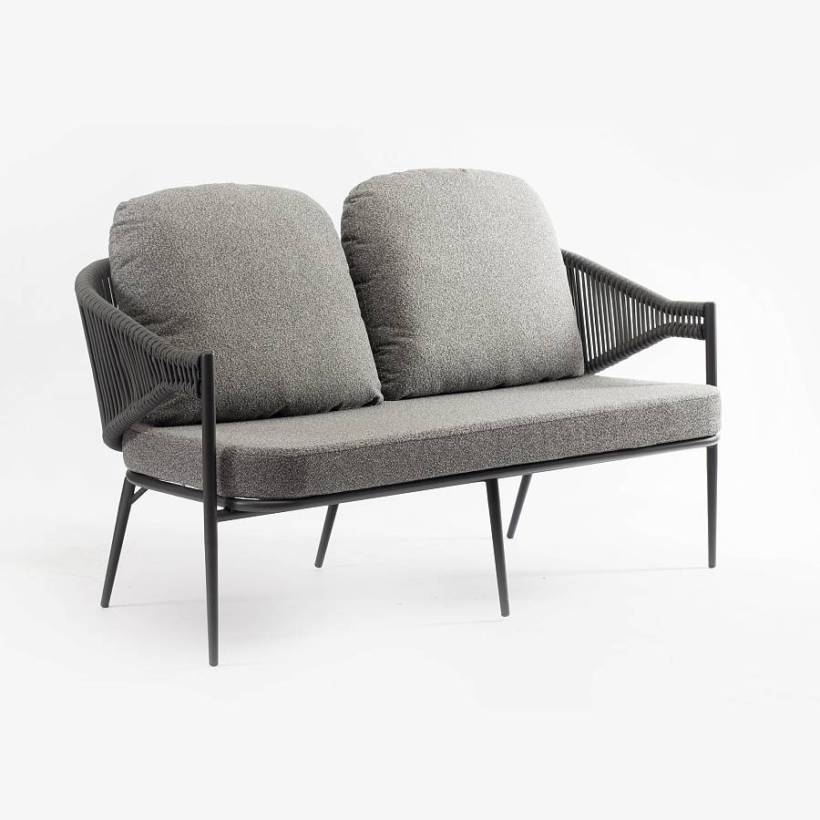 картинка Диван Риччоне плетеный серый ткань букле 3 подушки серые ножки серый металл от производителя дизайнерской мебели Deephouse