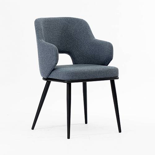 картинка Стул Трентино с подлокотниками с вырезом темно-синяя ткань ножки металл тон черный от производителя дизайнерской мебели Deephouse