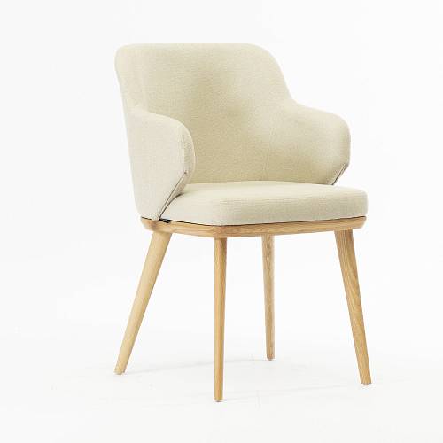 картинка Стул Трентино с подлокотниками без выреза светло-бежевая ткань ясень тон натуральный (лак/матовый) от производителя дизайнерской мебели Deephouse