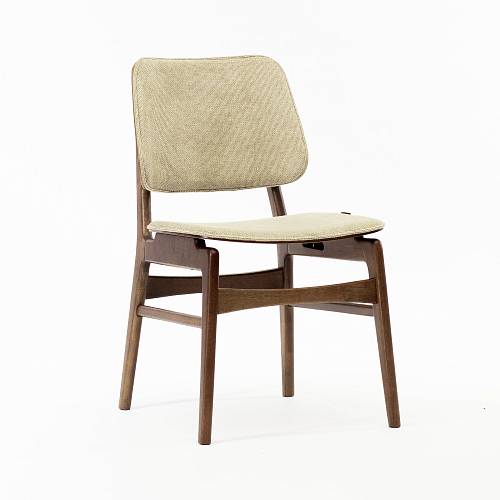 картинка Стул Сиэтл бежево-коричневая ткань ножки орех от производителя дизайнерской мебели Deephouse